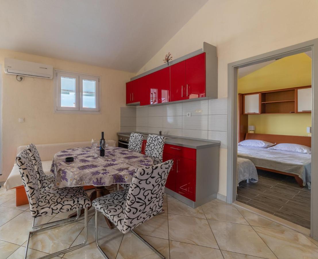 Apartments Ribarevic Makarska Eksteriør billede
