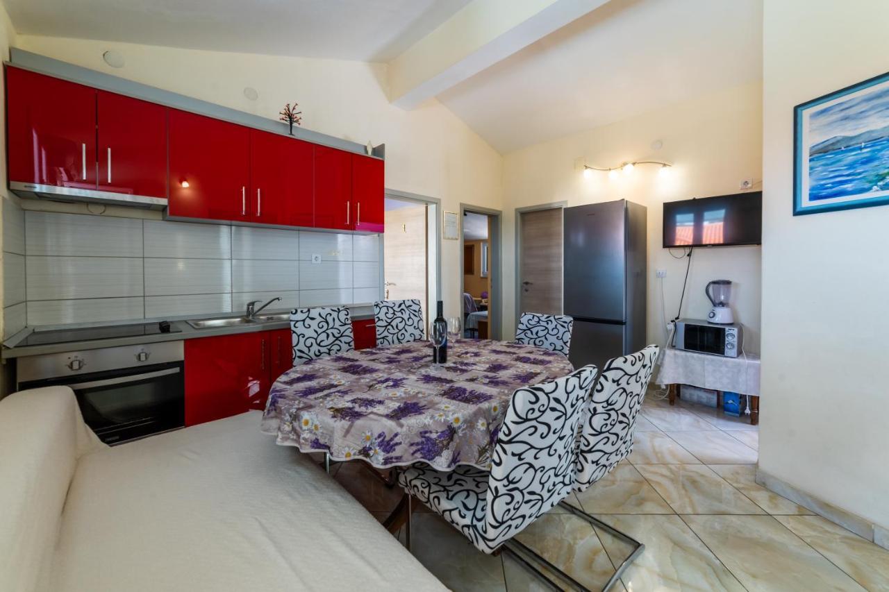 Apartments Ribarevic Makarska Eksteriør billede